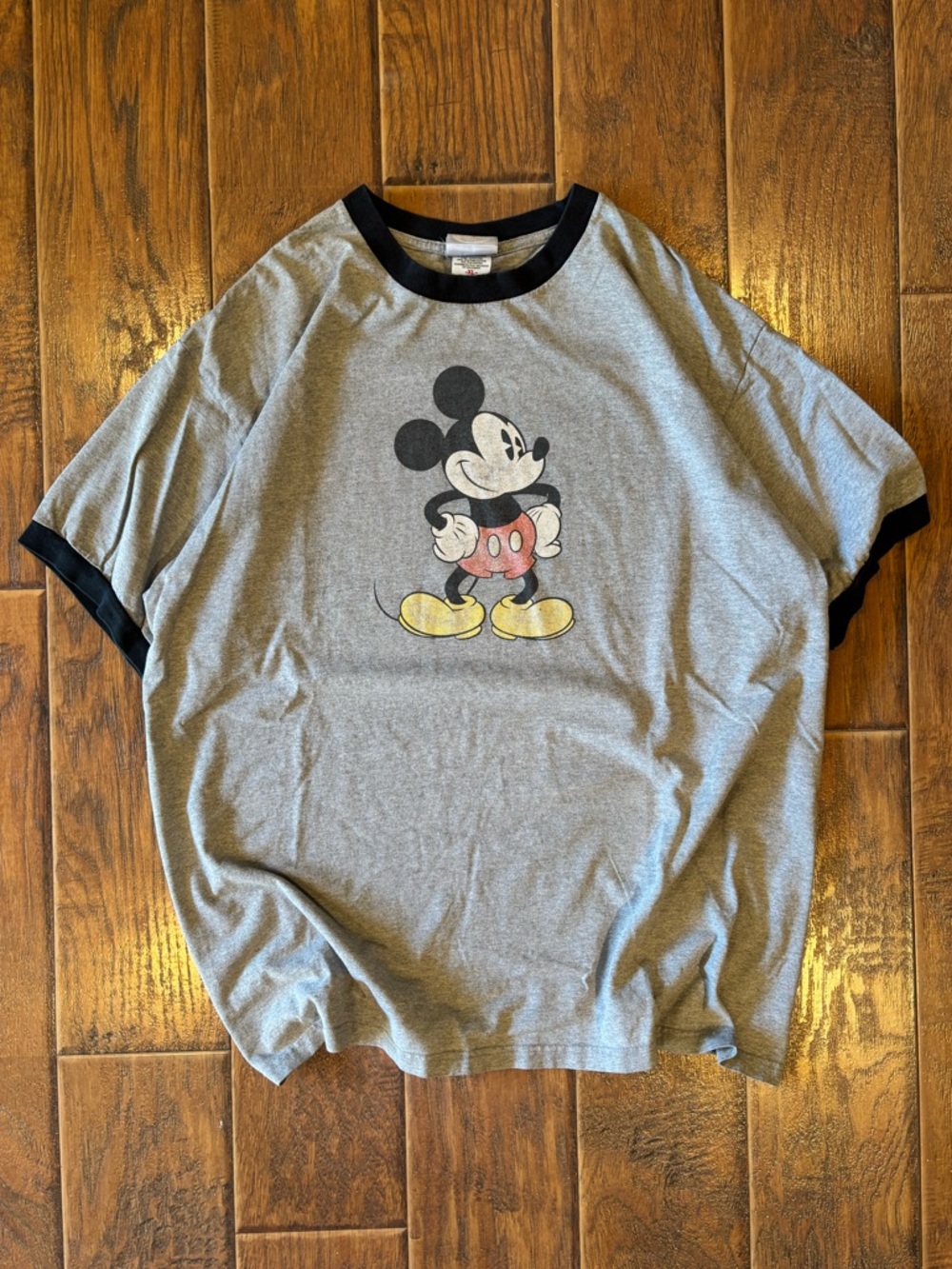 Vintage Y2K Disney Mickey Ringer Shirt